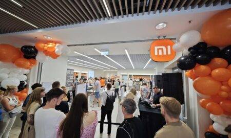 Renovētie “MI STORE” veikali “AKROPOLE Alfa” un “AKROPOLE Rīga” atsāk darbību ar 15% atlaidēm visām precēm