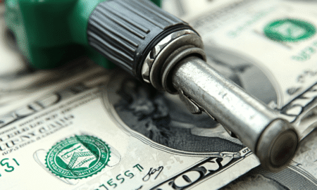 Circle K: ASV dolāravērtības krišanās var mazināt degvielas cenas