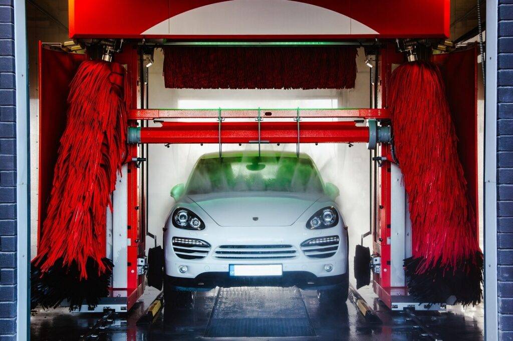 Lielā pavasara tīrīšana: kā sagatavot auto jaunajai sezonai