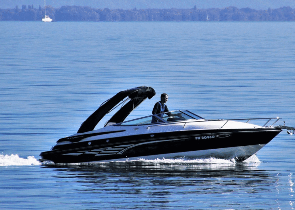 Motorlaiva nav putekļsūcējs - eksperta padomi, ko pārbaudīt pirms pirmā apļa ūdenī 7 Motorlaiva nav putekļsūcējs - eksperta padomi, ko pārbaudīt pirms pirmā apļa ūdenī