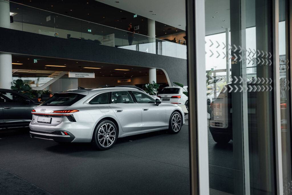 Kustība, kas piesaista skatienus – Audi A6Avant pieejams Latvijā 12 Kustība, kas piesaista skatienus – Audi A6Avant pieejams Latvijā