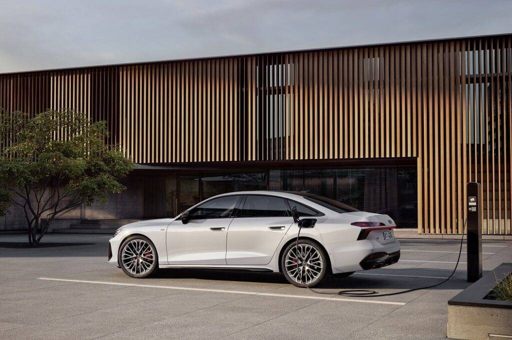 Sportiskuma un efektivitātes apvienojums: jaunie A6 plug-in hibrīda modeļi