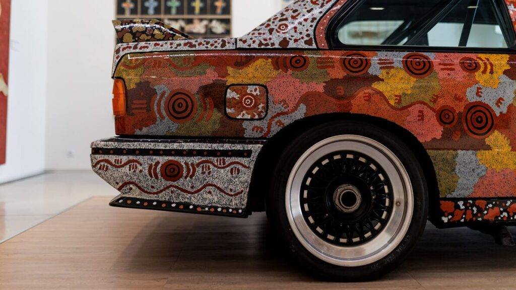BMW Bratislavā: BMW Art Car World Tour izstāde atklāta Danubiana muzejā 12 BMW automobiļi Bratislavā: BMW Art Car World Tour izstāde atklāta Danubiana muzejā