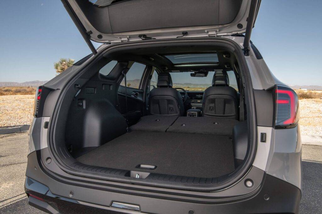 Litri un milimetri – cik izšķiroši tie ir ģimenes automašīnā? 5 Litri un milimetri – cik izšķiroši tie ir ģimenes automašīnā