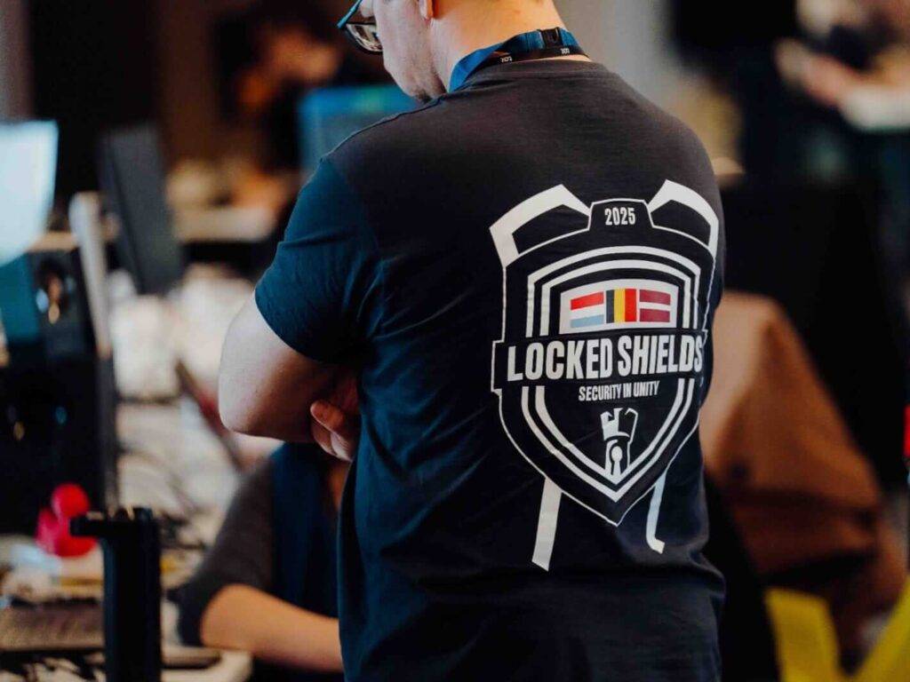 Sadarbībā ar Tet veiksmīgi noritējušas “Locked Shields 2025” kiberaizsardzības mācības 13 Sadarbībā ar Tet veiksmīgi noritējušas “Locked Shields 2025” kiberaizsardzības mācības