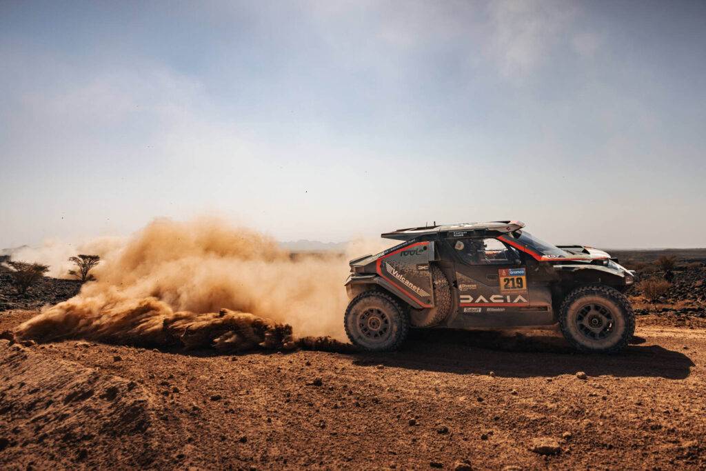 THE DACIA SANDRIDERS ir gatavi doties uz Safari Dienvidamerikā 16 The Dacia Sandriders