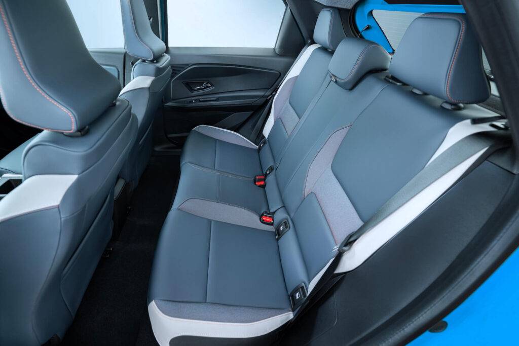 Stils satiek ilgtspēju: iepazīstinām ar drosmīgo un elektrisko Nissan Micra 18 Stils satiek ilgtspēju: iepazīstinām ar drosmīgo un elektrisko Nissan Micra