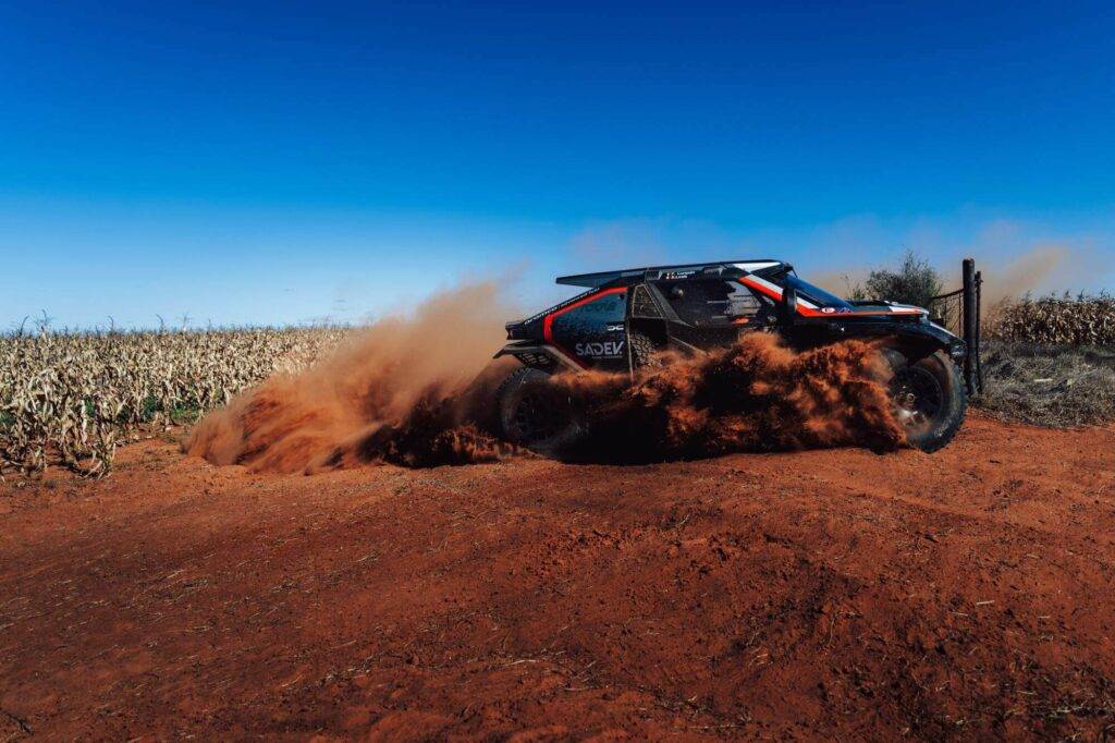 Dacia Sandriders uz pasaules rallijreida podesta Dienvidāfrikā 13 Dacia Sandriders uz pasaules rallijreida podesta Dienvidāfrikā