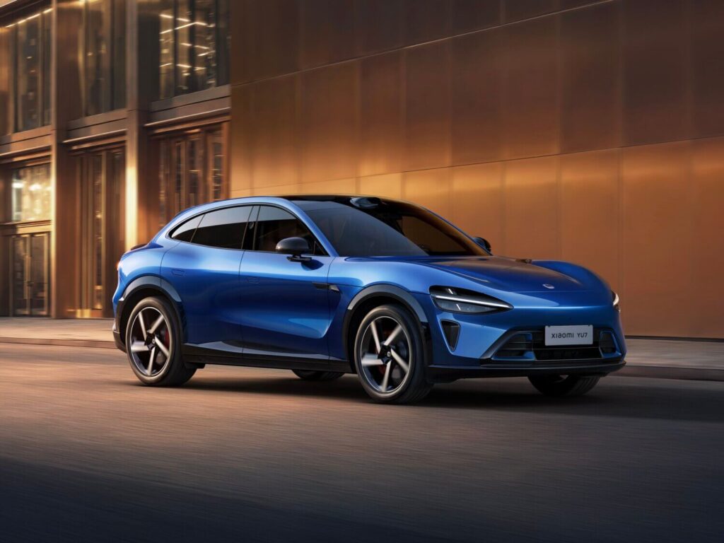 Jaunums elektromobiļu tirgū: SUV “Xiaomi YU7” ar vienu uzlādi spēj nobraukt līdz pat 835 kilometriem
