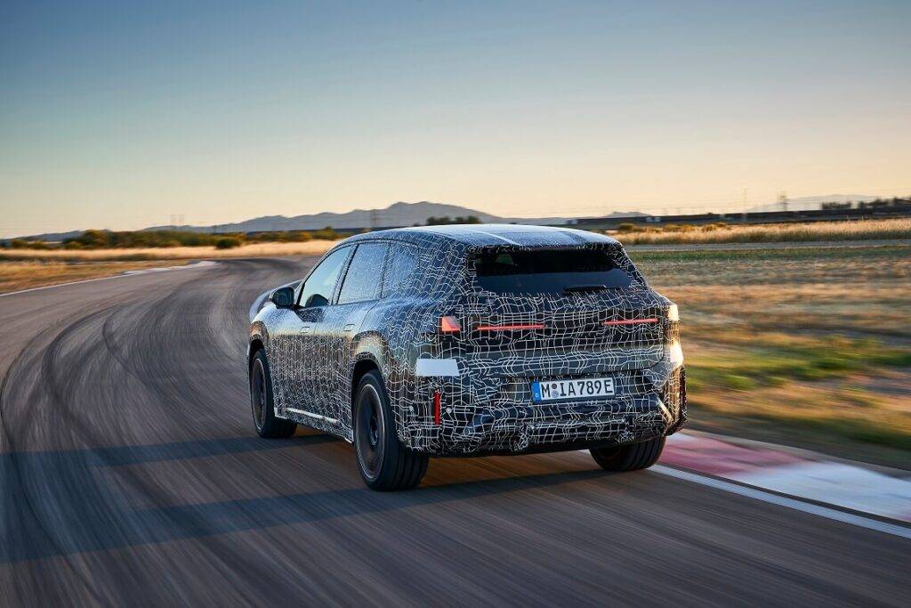 BMW iX3: Gen6 piedziņa, Panoramic iDrive un 800 km ar vienu uzlādi 13 BMW iX3: Gen6 piedziņa, Panoramic iDrive un 800 km ar vienu uzlādi