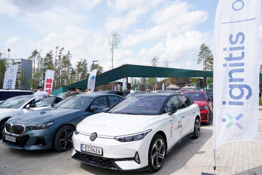 Noslēgušās vienpadsmitās “Ignitis ON” elektroauto sacensības: uzvaru svin arī ekipāža no Latvijas 7 Noslēgušās vienpadsmitās “Ignitis ON” elektroauto sacensības: uzvaru svin arī ekipāža no Latvijas