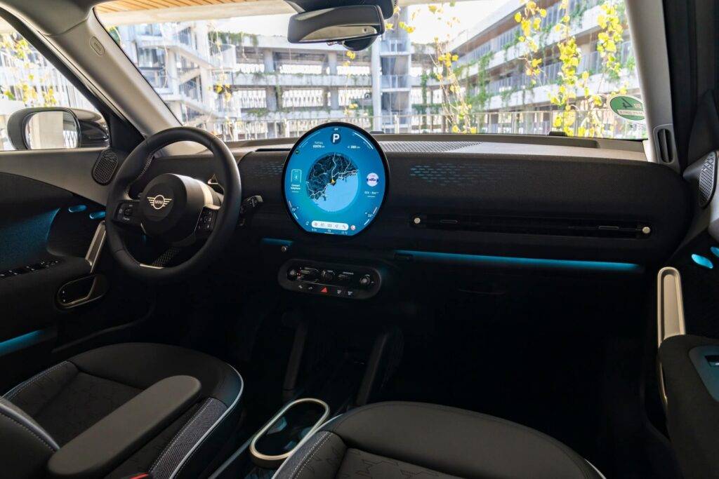 Pilnībā elektriskais MINI Aceman: pilsētas supervaronis un sabiedrotais ceļojumos 21 Pilnībā elektriskais MINI Aceman