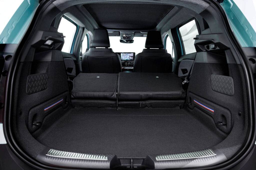 RENAULT 4 E-TECH ELECTRIC