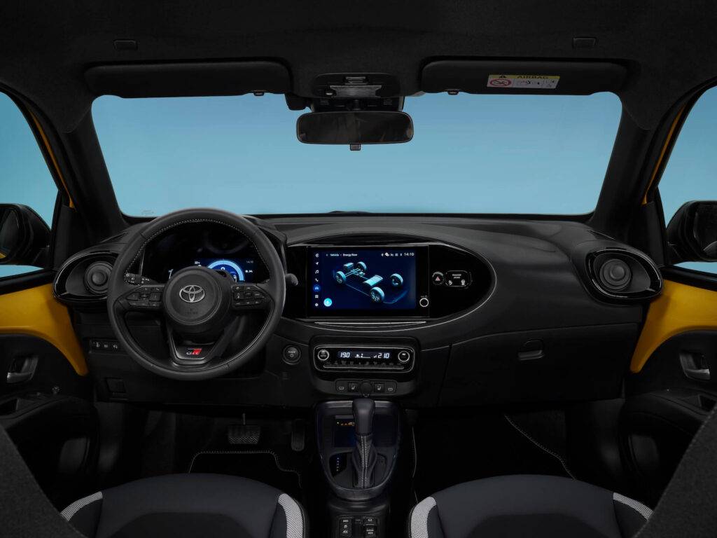 Toyota Latvijas tirgū laiž jauno Aygo X Hybrid 17 Toyota Latvijas tirgū laiž jauno Aygo X Hybrid