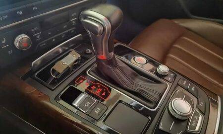 “Mūža eļļa” nav mūžīga: kāpēc automātiskajām kārbām vajadzīga apkope, un cik tā izmaksā, ja to ignorē