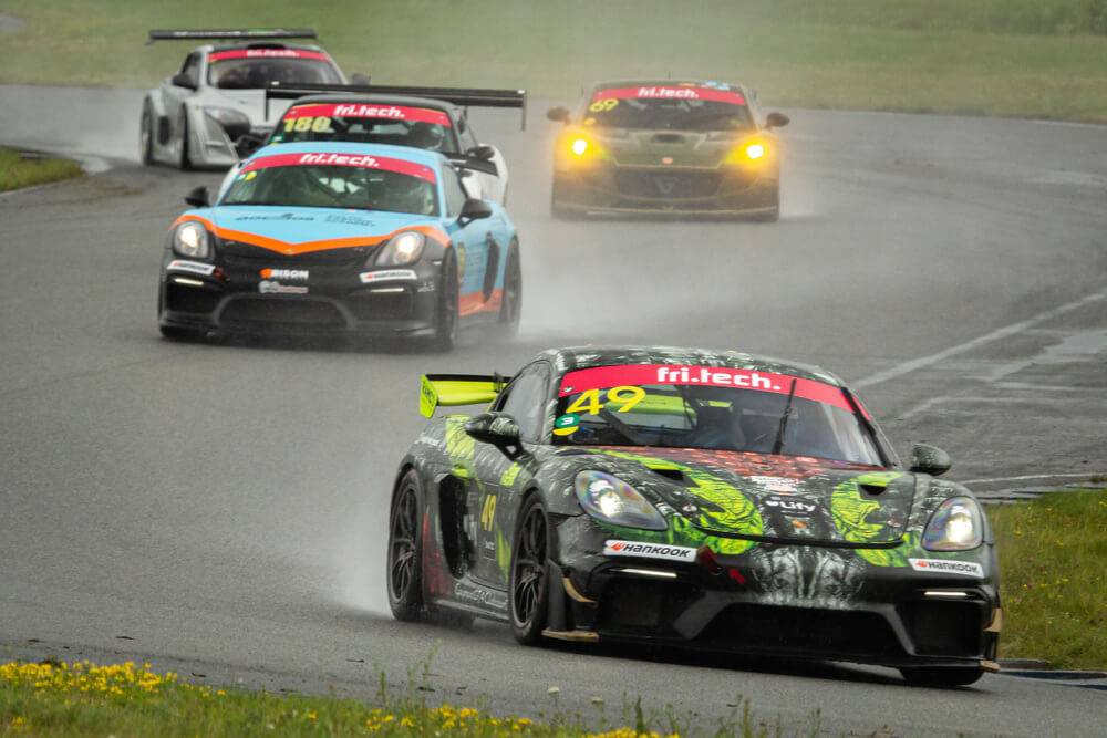 “Porsche Latvia Racing Team” savu uzvaru sēriju turpina arī Pērnavā 11 “Porsche Latvia Racing Team” savu uzvaru sēriju turpina arī Pērnavā