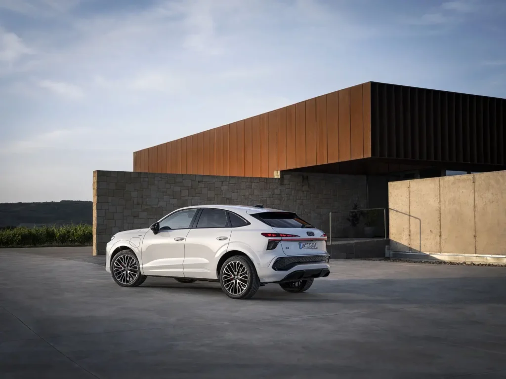 jaunais Audi Q3 Sportback