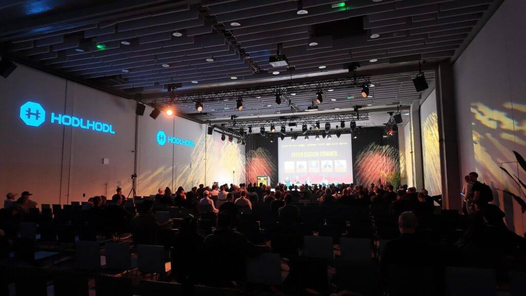 Bitcoin konference “Baltic Honeybadger 2025”, pirmā diena