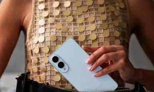 Īsts inženierijas brīnums: Samsung iepazīstina ar Galaxy S25 Edge