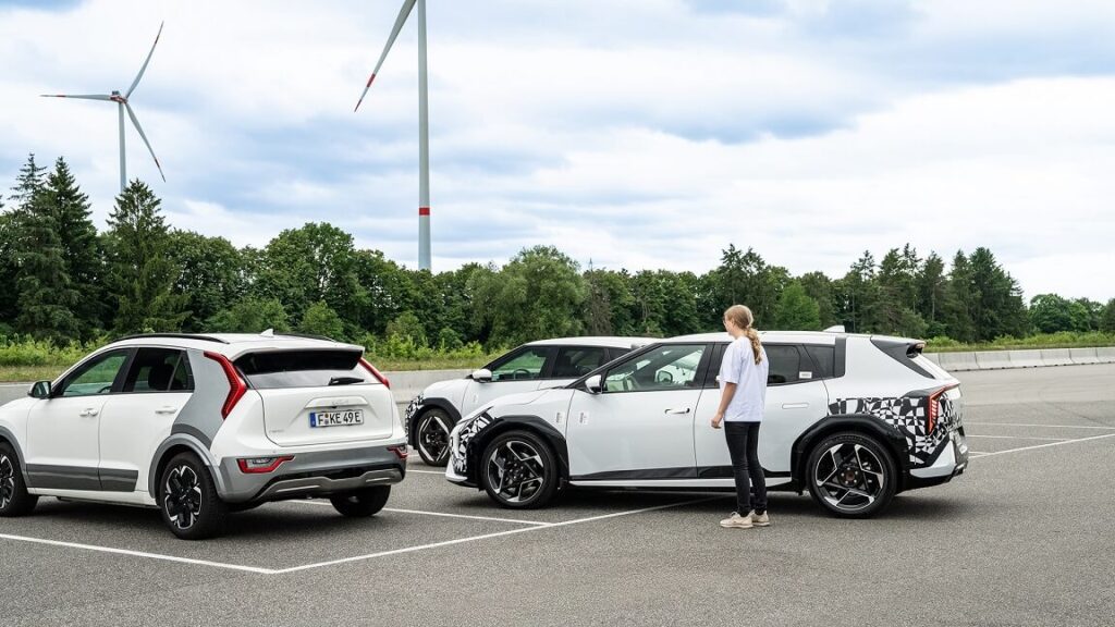 Jaunā Kia EV4: nepārspējama drošība un ērtības jau bāzes versijā 13 Jaunā Kia EV4