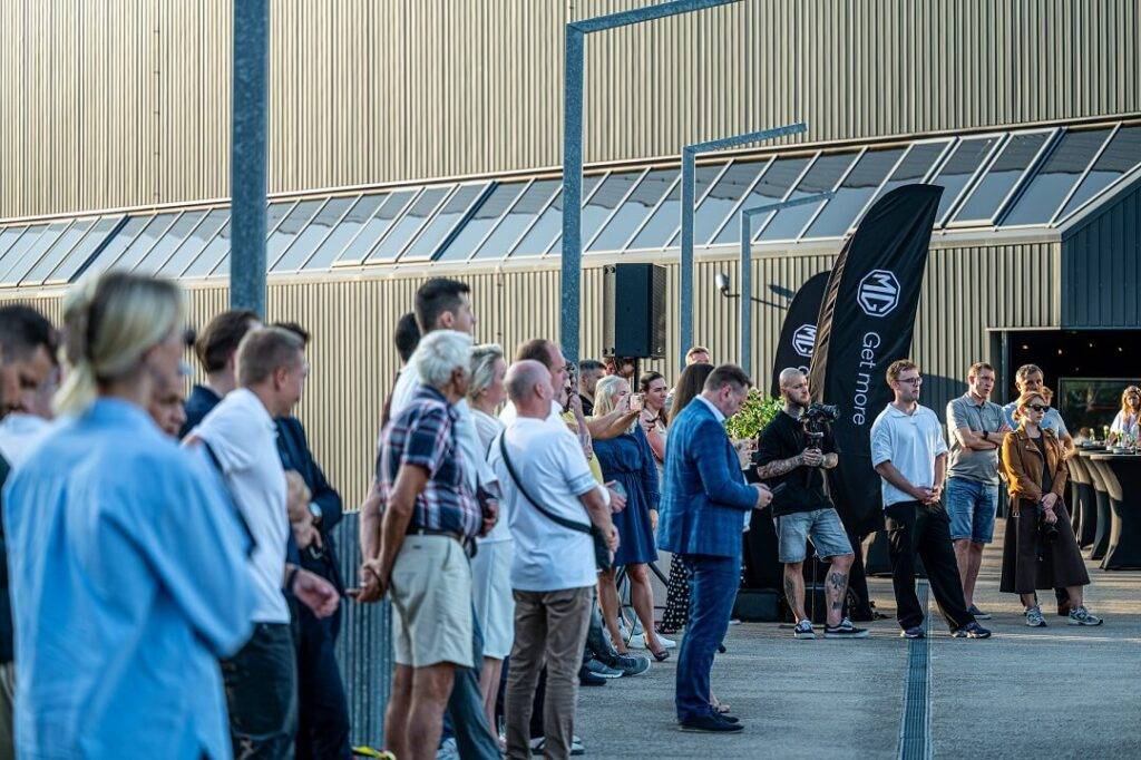 “AUTOBRAVA Motors” Rīgas Motormuzejā prezentē britu auto zīmolu MG 16 “AUTOBRAVA Motors” Rīgas Motormuzejā prezentē britu auto zīmolu MG