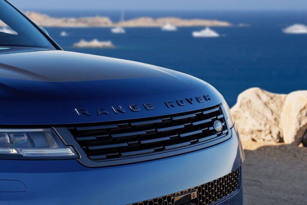 Range Rover Sport SV Bespoke: personalizācijas augstākā klase 