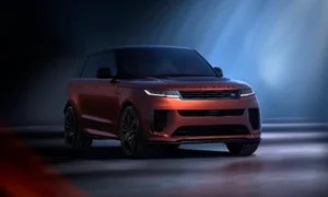 Greznības un veiktspējas kulminācija: jaunais Range Rover Sport SV Carbon