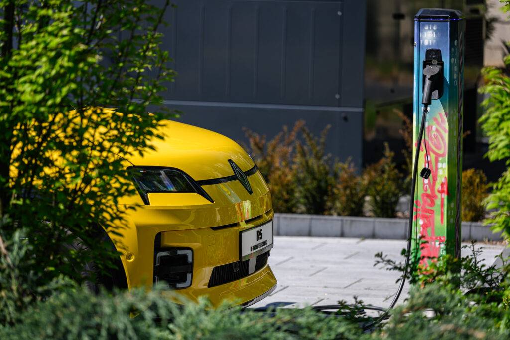 Elektroautomobiļa izmantošana lietus un negaisa laikā 10 Elektroautomobiļa izmantošana lietus un negaisa laikā