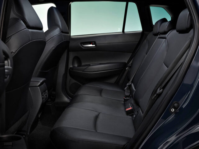 Toyota Corolla Cross High grade 10 (1) Atjauninātā Toyota Corolla Cross