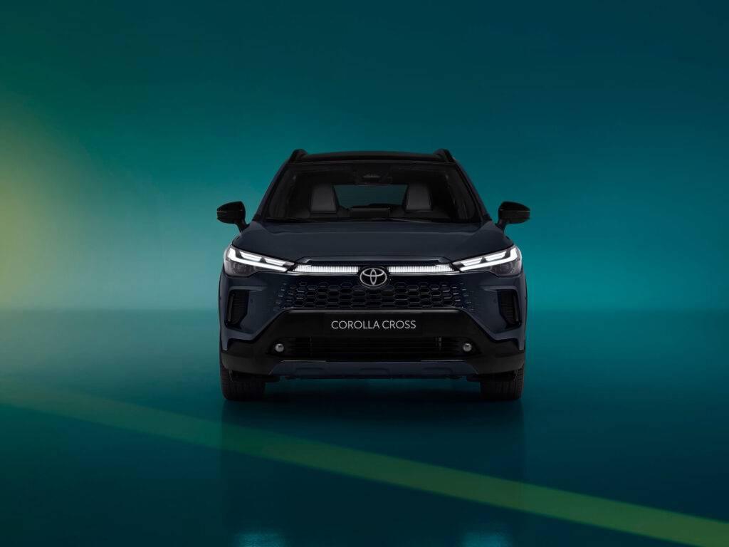 Atjauninātā Toyota Corolla Cross – jau Latvijas autosalonos 14 Atjauninātā Toyota Corolla Cross