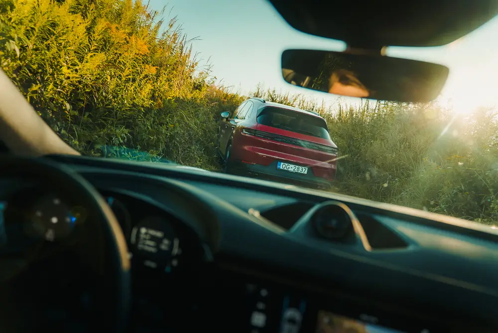 “Porsche Latvija” atklāj savu pirmo “Off-Road” trasi Latvijā