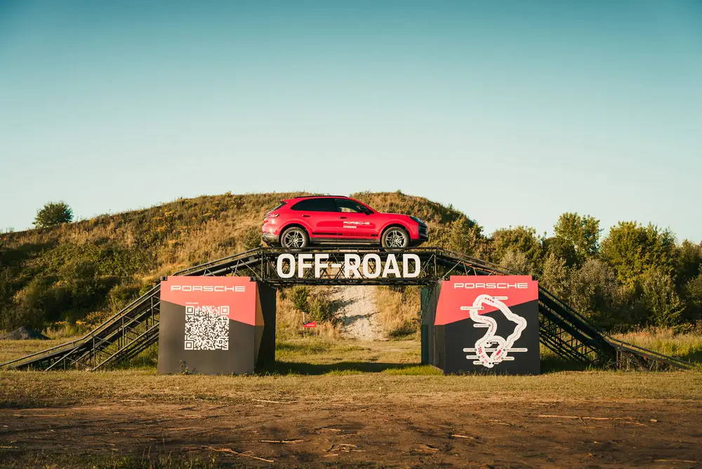 “Porsche Latvija” atklāj savu pirmo “Off-Road” trasi Latvijā