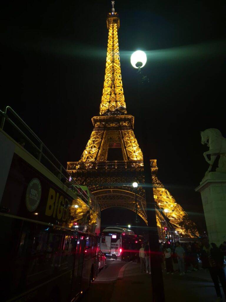 Parīze, Eifeļa tornis
