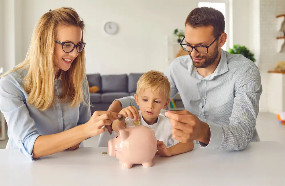 Finanšu pratība sākas mājās: kā iemācīt bērnam krāt un tērēt gudri? 