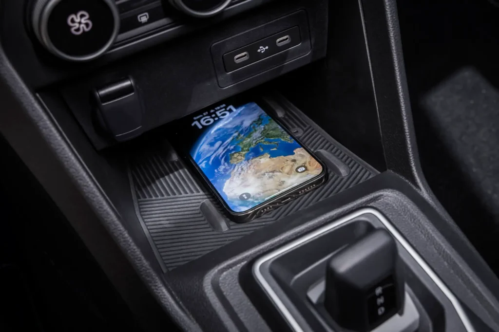 Jaunie SANDERO, SANDERO STEPWAY, JOGGER: Pats svarīgākais par pieņemamu cenu 14 Jaunie SANDERO, SANDERO STEPWAY, JOGGER: Pats svarīgākais par pieņemamu cenu