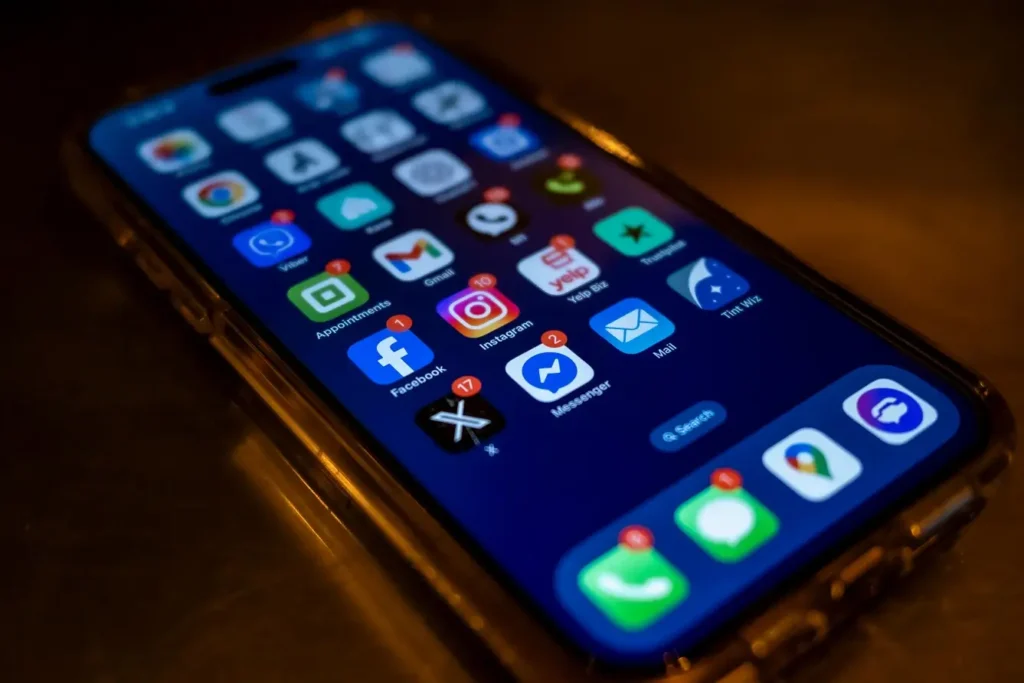 Aptauja: 50 % sociālo tīklu lietotāju Latvijā atteikušies no vismaz viena sociālā tīkla