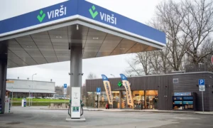 Investējot 1,6 miljonus eiro, “Virši” atver jaunu uzpildes staciju Kuldīgā