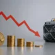 Bitcoin maineri zaudē ieņēmumus: komisiju īpatsvars nokritis līdz 0,69%