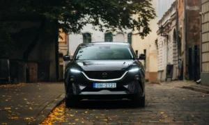 Jaunais Mazda CX-6e ieradies Latvijā un pieejams testa braucieniem